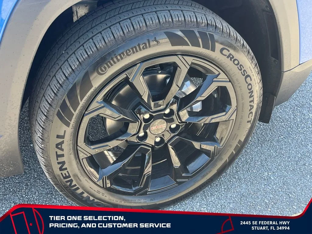 New 2026 Rapids Metallic GMC Elevation image 21