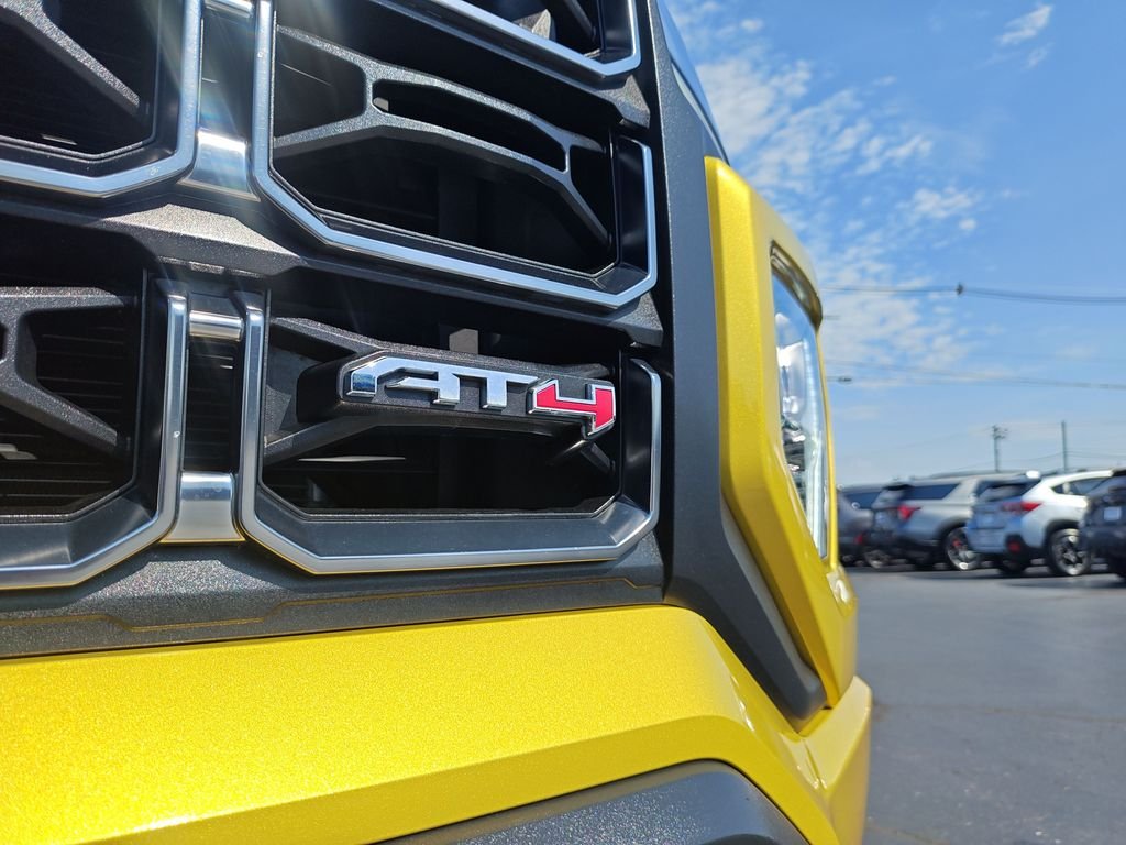 Used 2023 Yellow GMC AT4 image 27