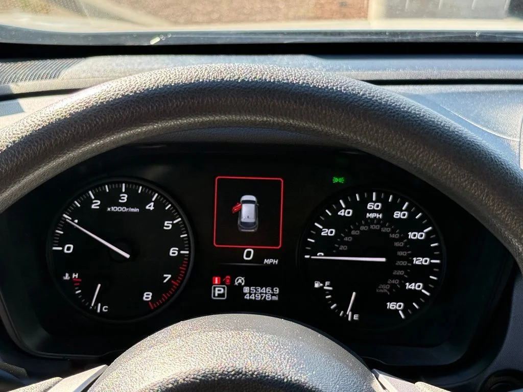 Used 2024 White Subaru Base image 13