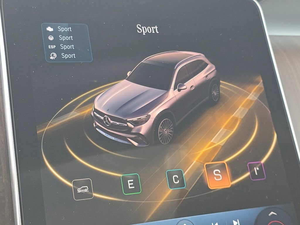 New 2026 Black Mercedes-Benz GLC 300 image 70