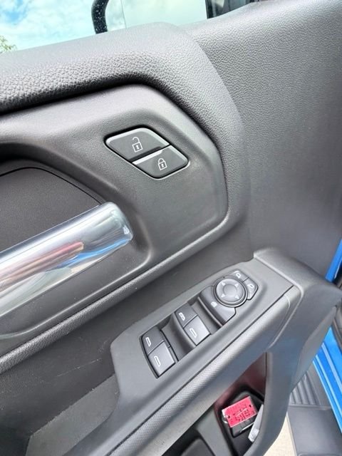 2025 Chevrolet Silverado 1500 Custom - Photo 23
