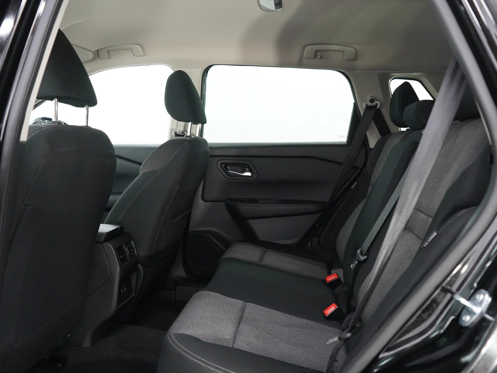 Used 2026 Super Black Nissan SV image 15