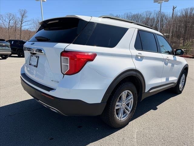 Used 2024 Oxford White Ford XLT image 5