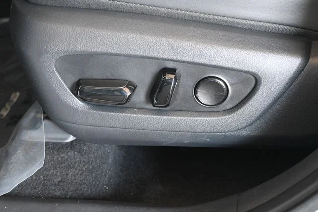 Certified Used 2025 WIND CHILL PEARL Lexus 350 Premium image 19