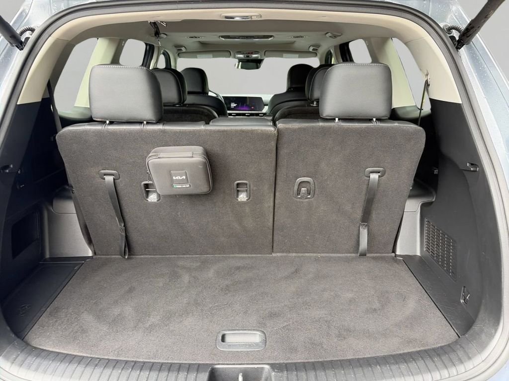 Used 2024 Silver Kia EX image 7