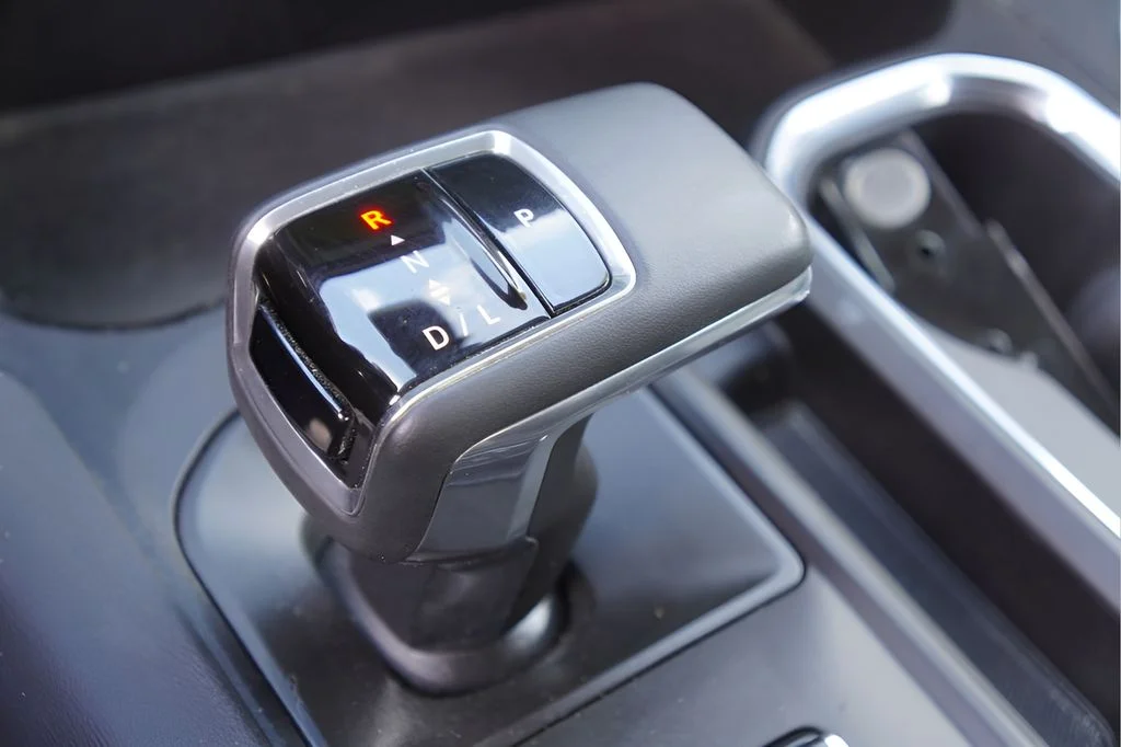 Used 2024 Onyx Black GMC Denali image 32