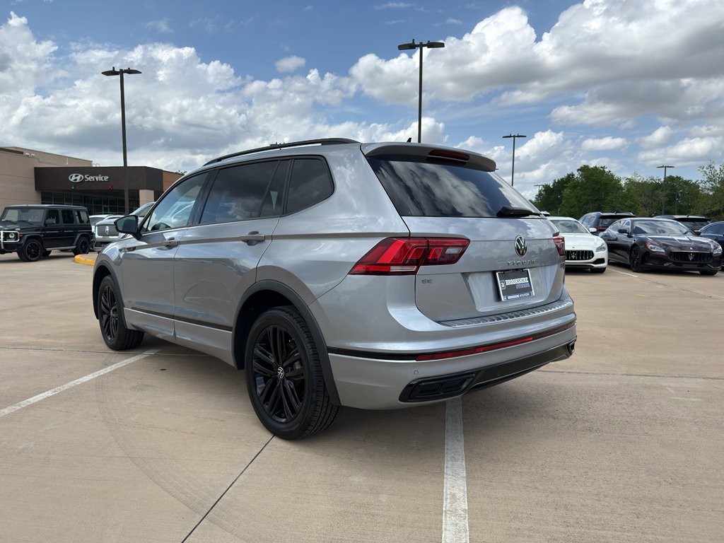 Used 2022 Pyrite Silver Metallic Volkswagen SE R-Line Black image 7