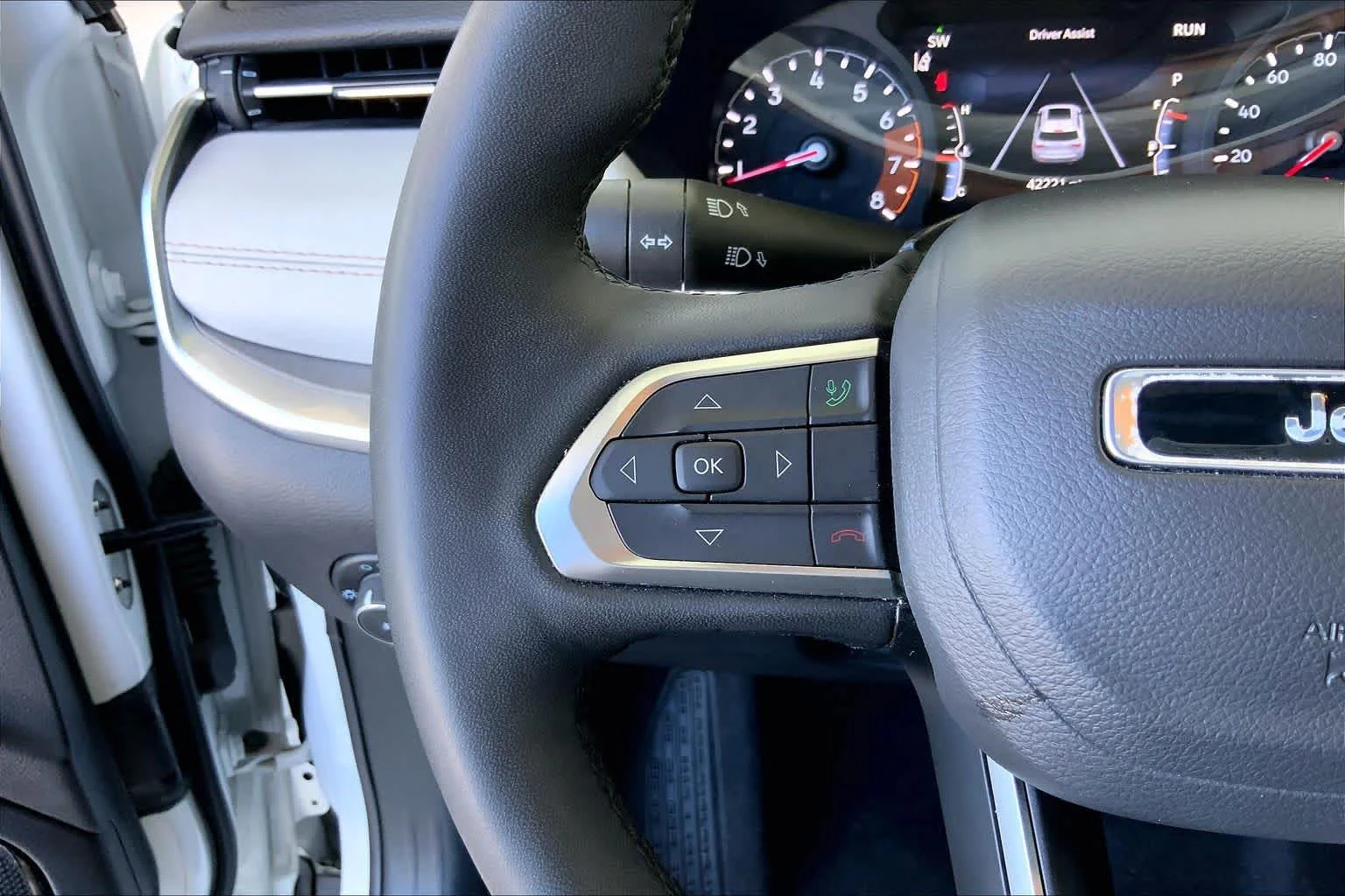 2025 Jeep Compass Limited - Photo 24