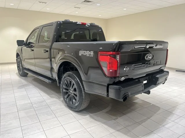 Certified Used 2025 Agate Black Metallic Ford XLT image 3