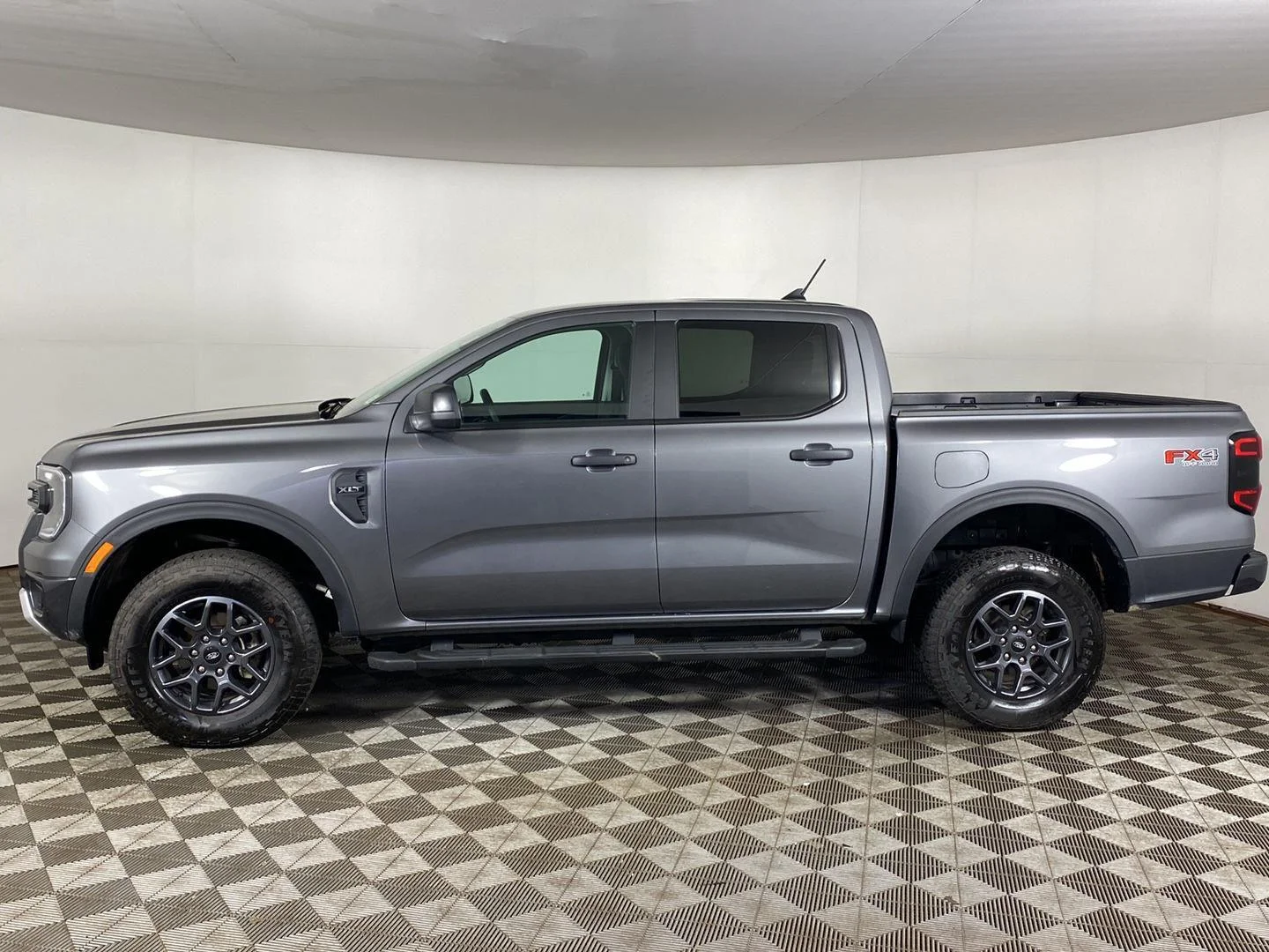 2025 Ford Ranger XLT - Photo 23