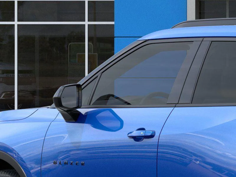 2025 Chevrolet Blazer 2LT - Photo 12