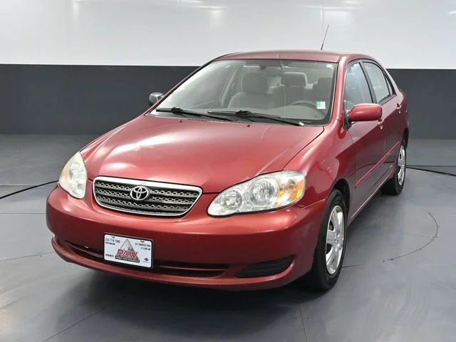 Used 2007 Red Toyota LE image 10