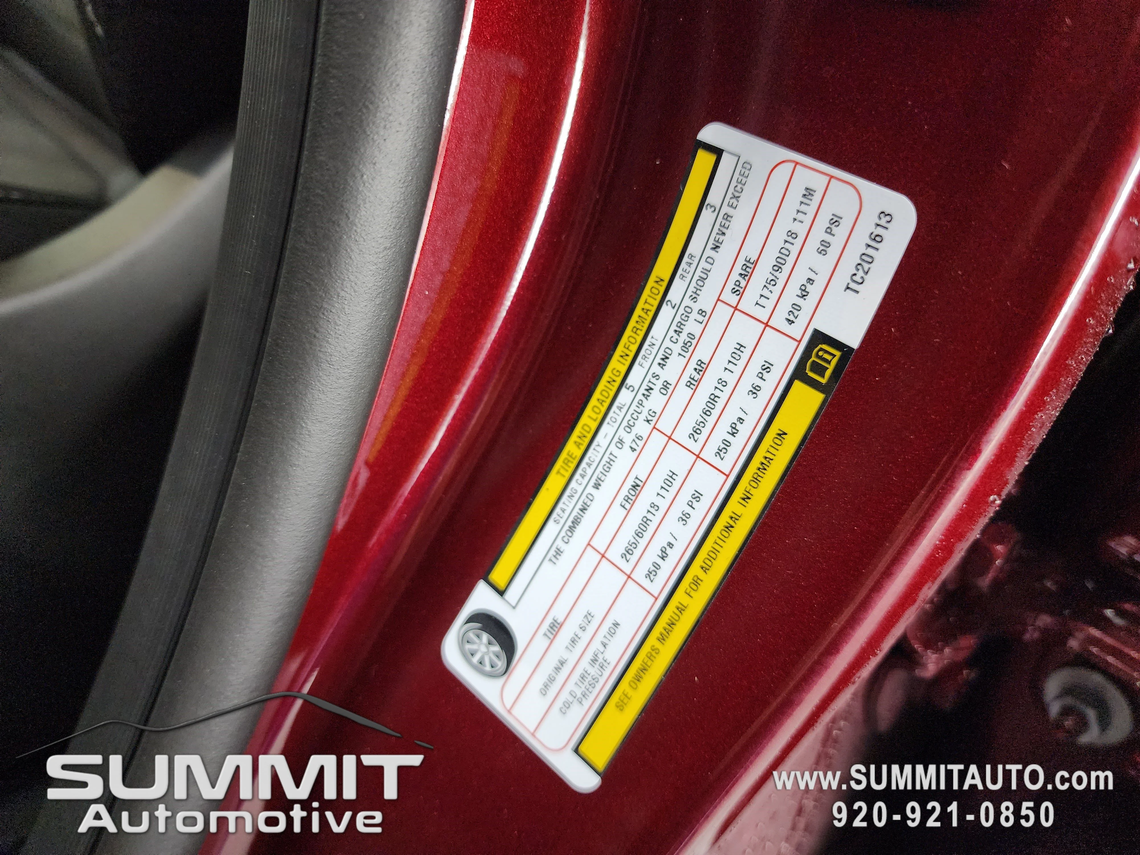New 2026 Velvet Red Pearl-Coat Exterior Paint Jeep Altitude image 38
