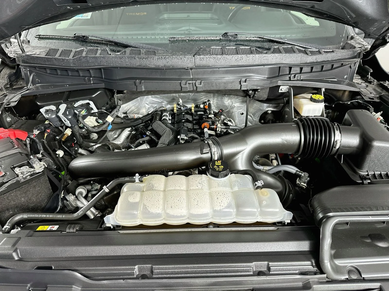 Used 2024 Carbonized Gray Metallic Ford Tremor image 32