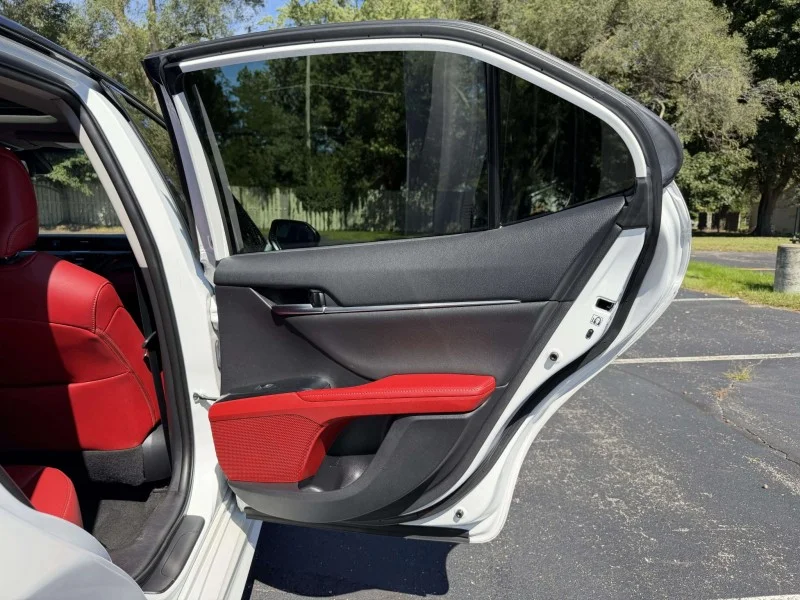 Used 2019  Toyota XSE image 24