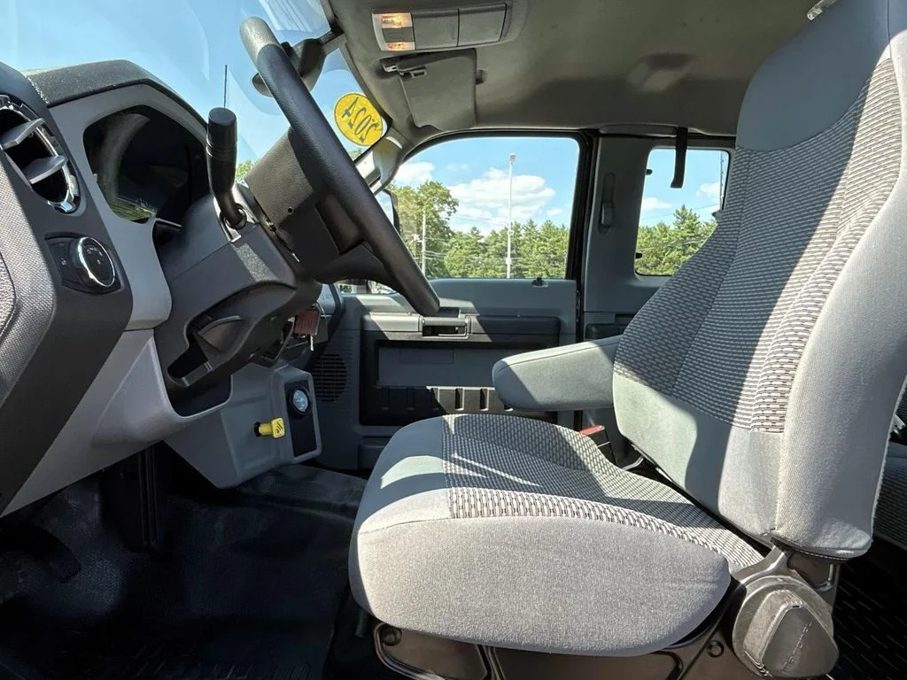 Used 2024 Black Ford  image 13