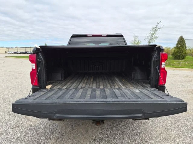 Used 2022 Black Chevrolet RST image 10