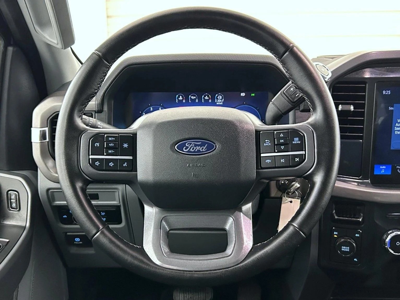 Used 2025 White Ford XLT image 11