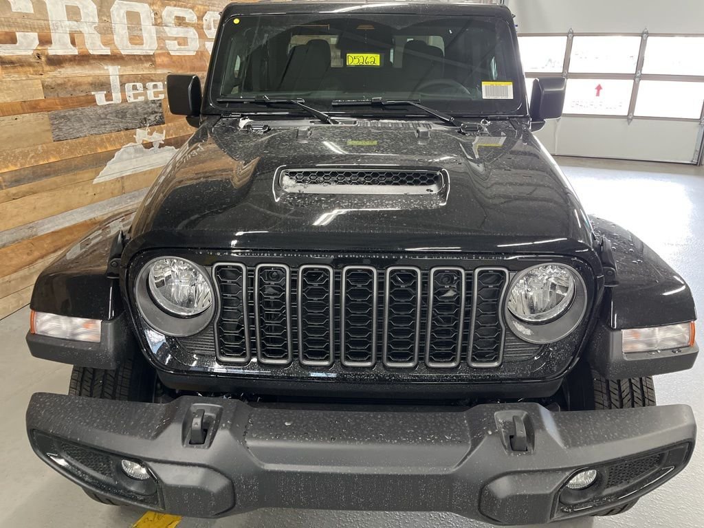 New 2026 Black Clear-Coat Exterior Paint Jeep Sport S image 8