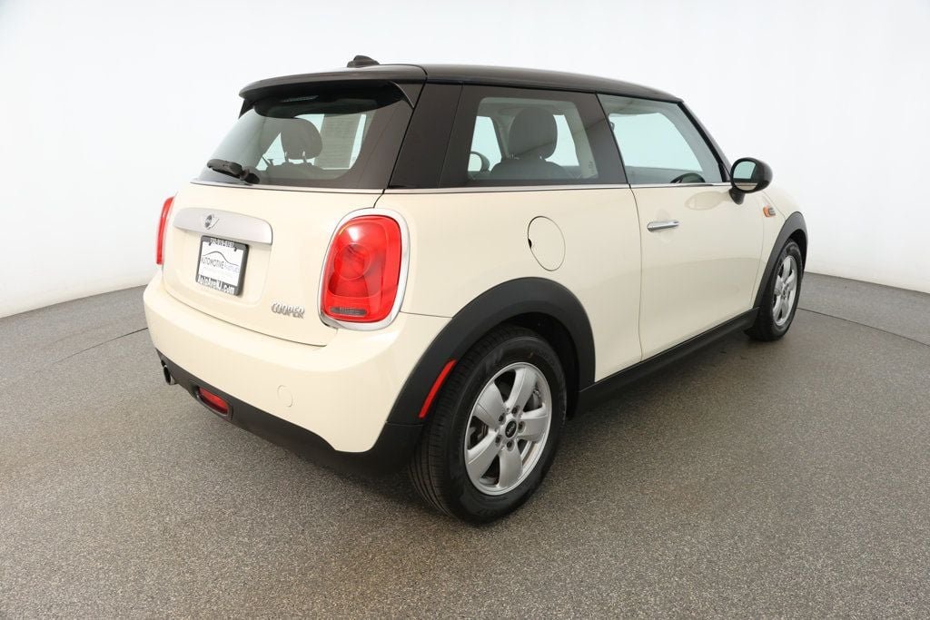 2014 Mini Cooper Hardtop photo 2