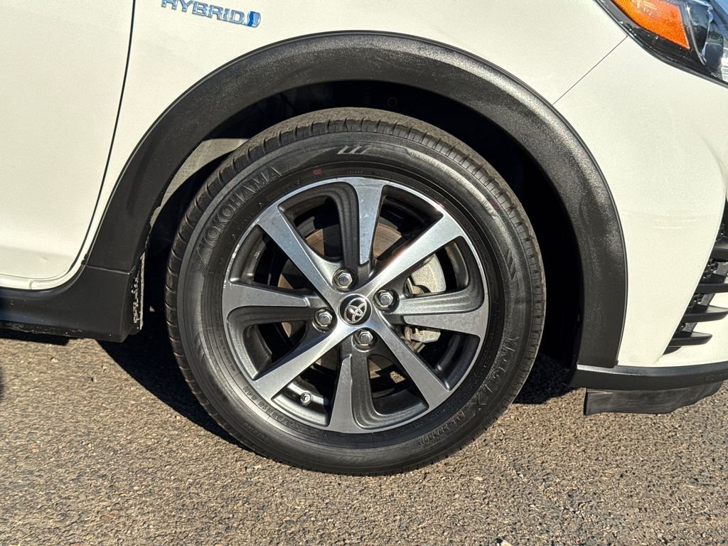 Used 2018  Toyota One image 7