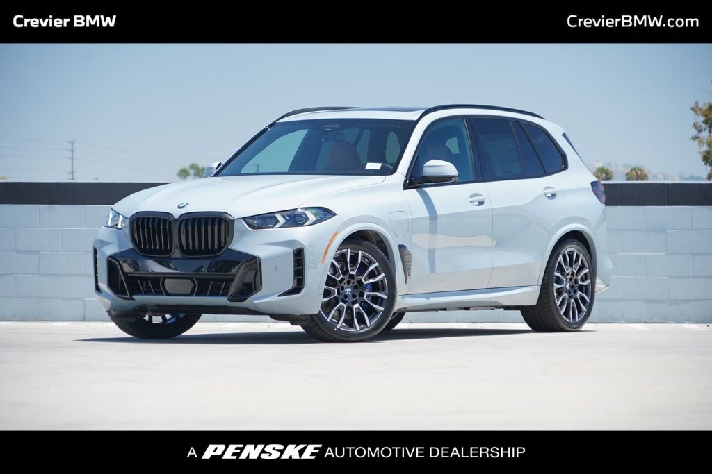 2026 BMW X5 xDrive50e's photo