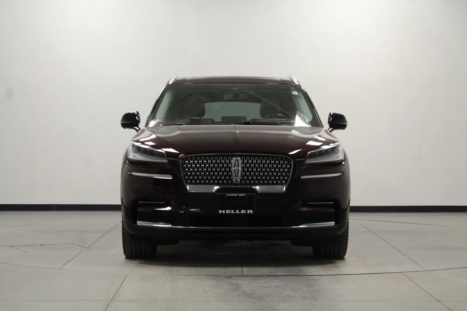 Used 2022 Burgundy Velvet Metallic Tinted Clearcoat Lincoln Reserve image 9