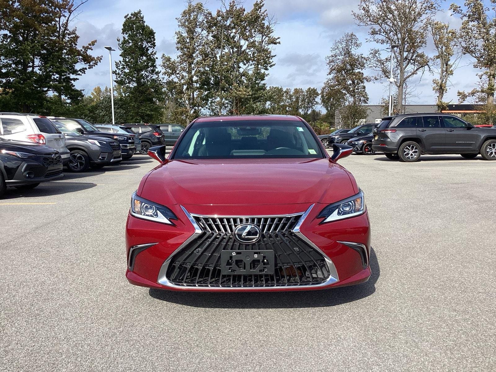 Used 2023 Matador Red Mica Lexus ES 350 image 2
