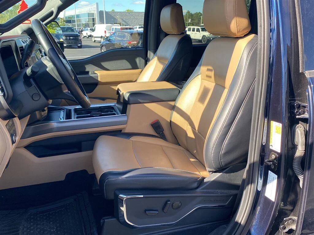 Used 2024 Blue Ford Lariat image 2
