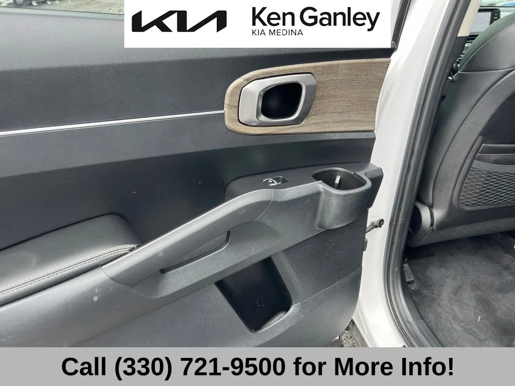 Certified Used 2022 White Kia S image 47