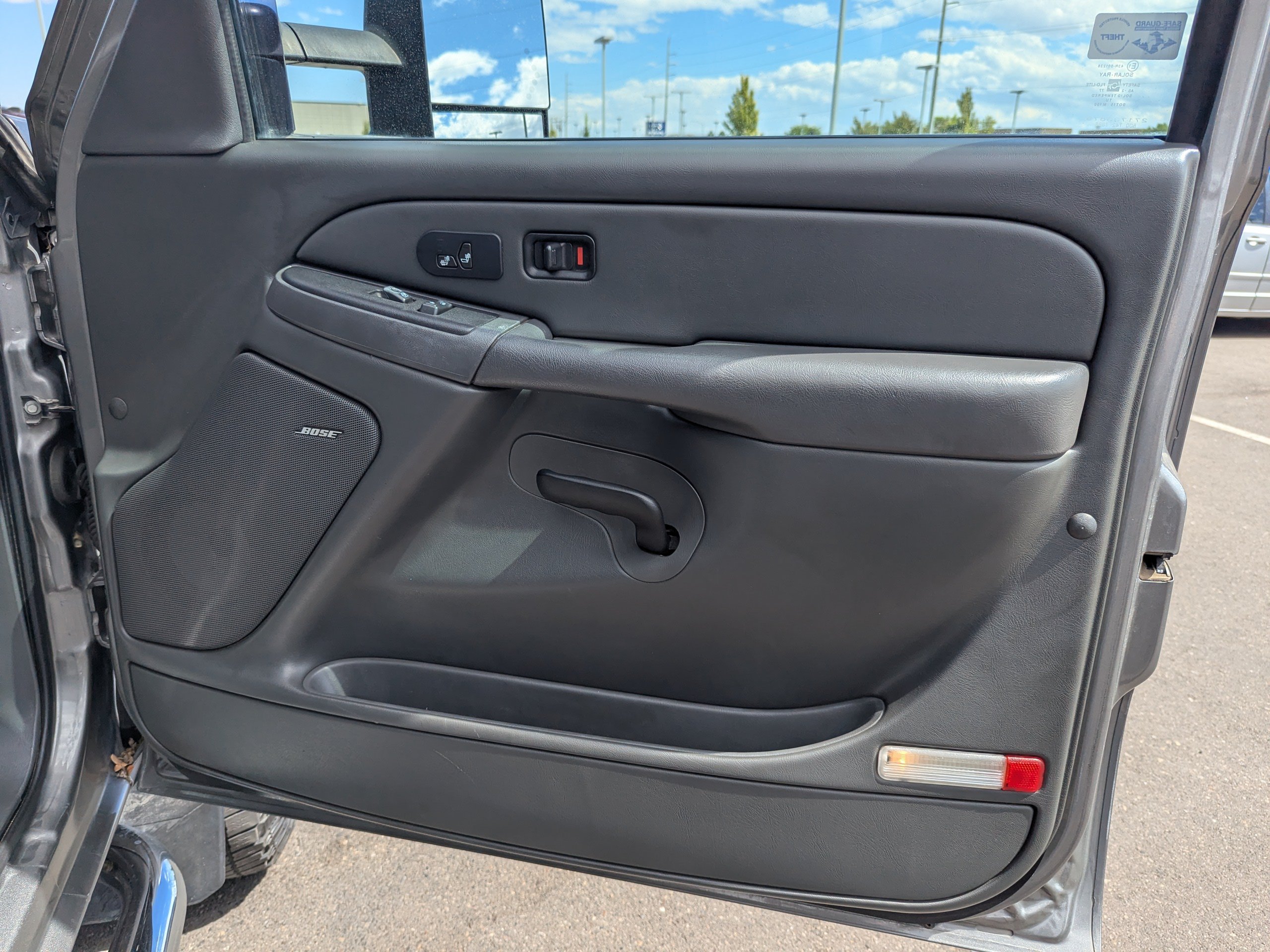 Used 2007 Graystone Metallic Chevrolet SRW LT3 image 32