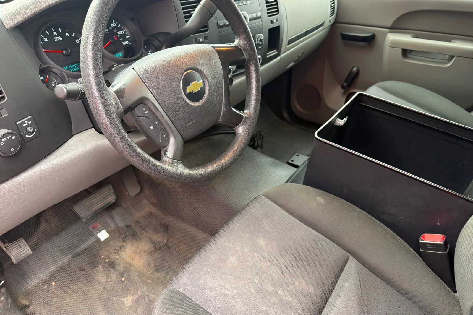 Used 2012 Summit White Chevrolet Work Truck image 8