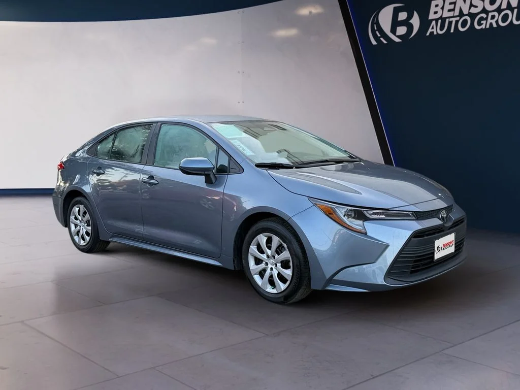 Used 2026  Toyota LE image 7