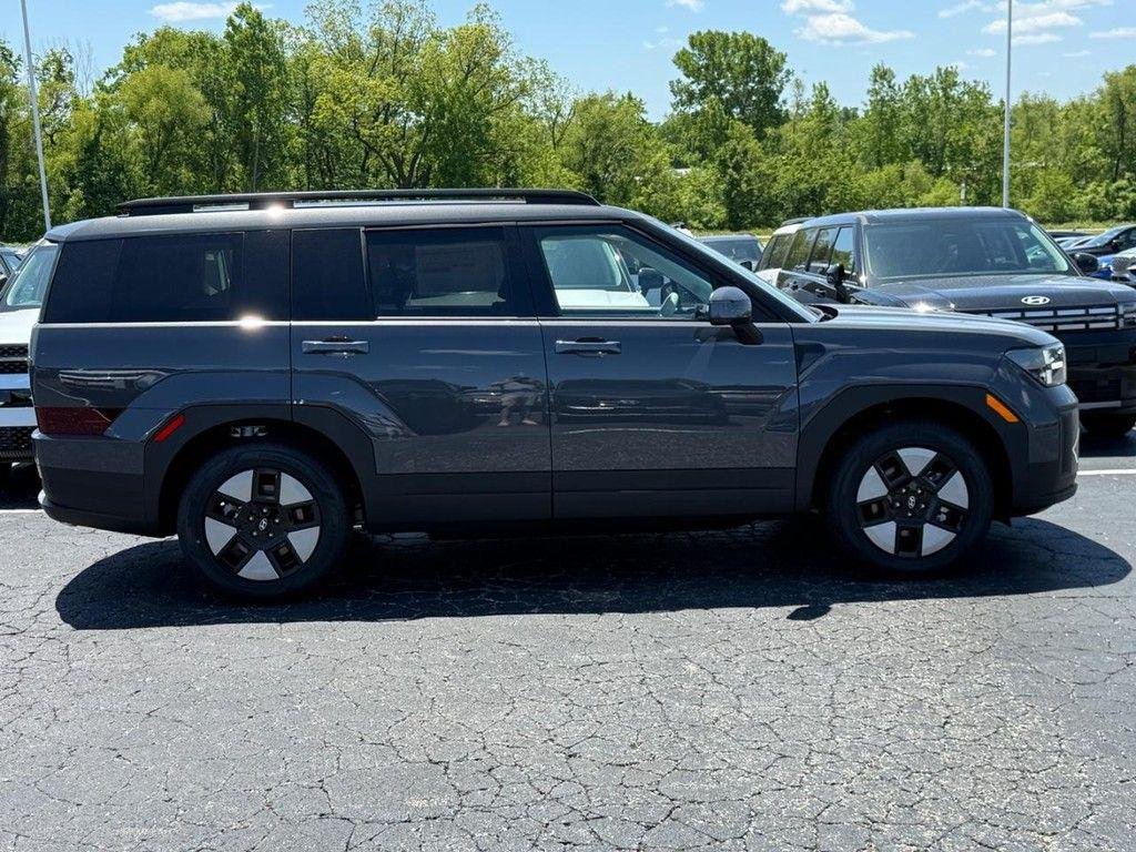 New 2026 Gray Hyundai SEL image 2