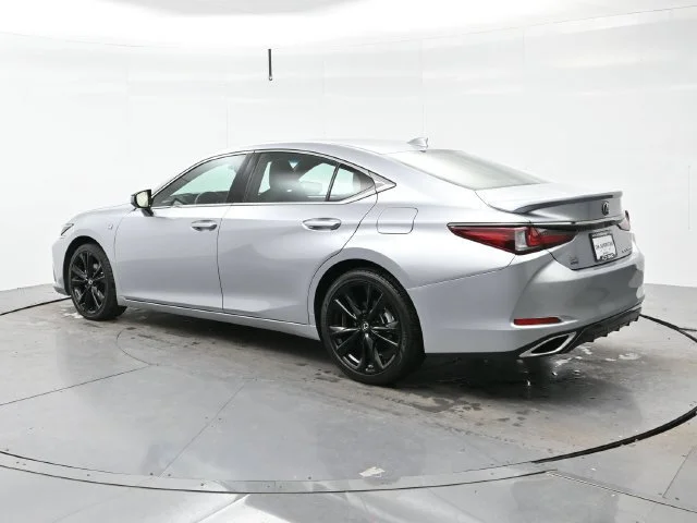 Used 2024 Iridium Lexus ES 350 F SPORT Handling image 5
