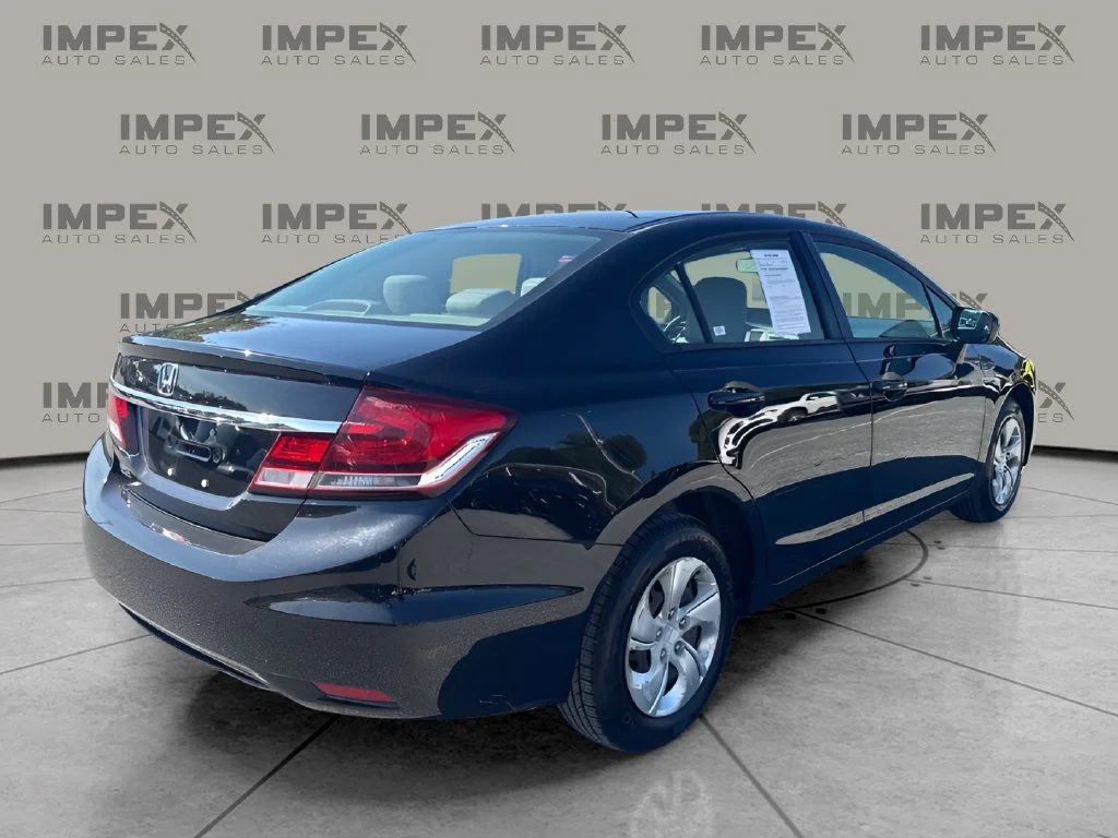 Used 2015  Honda LX image 5