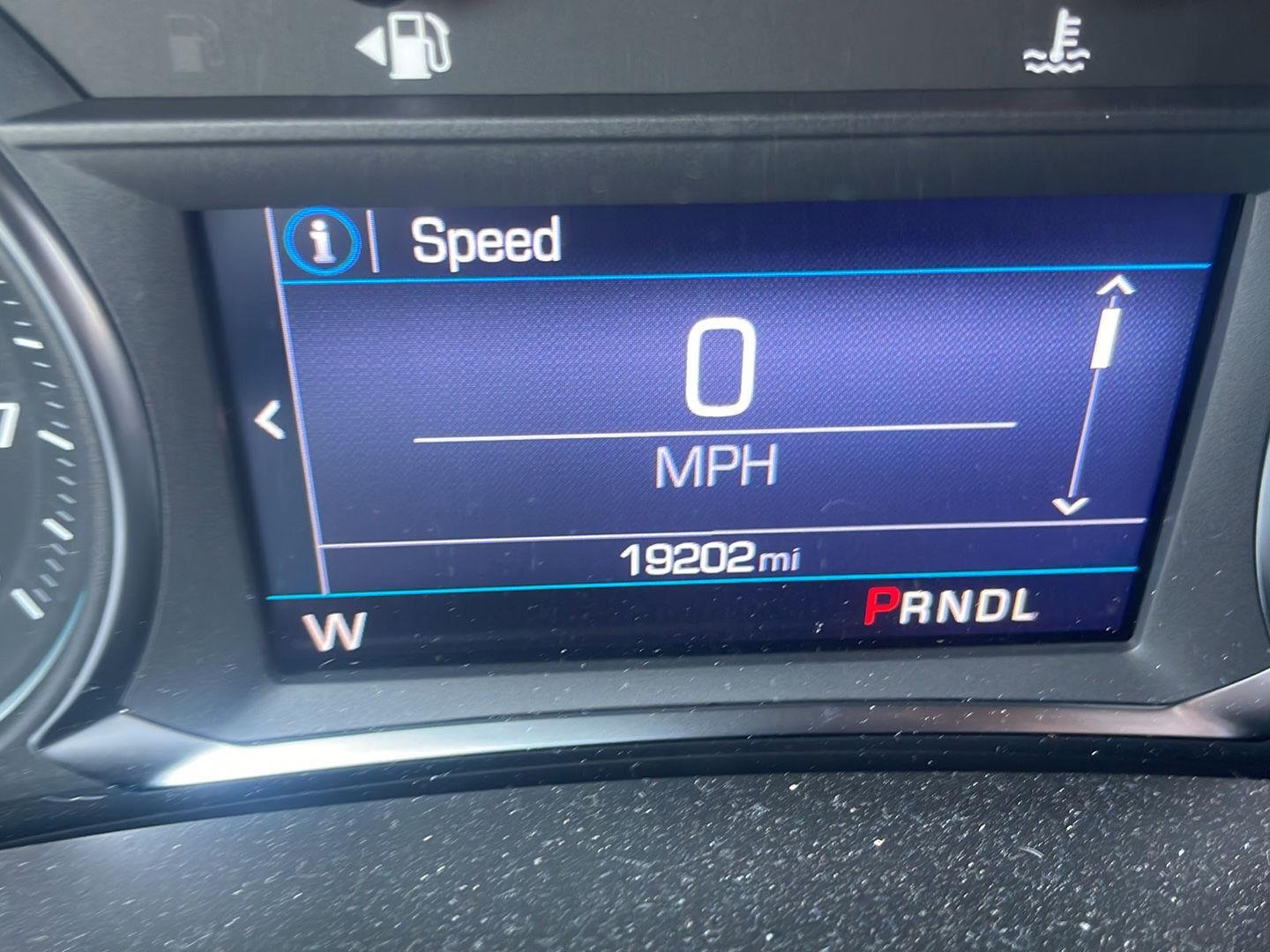 Used 2024 Summit White Chevrolet LT image 2