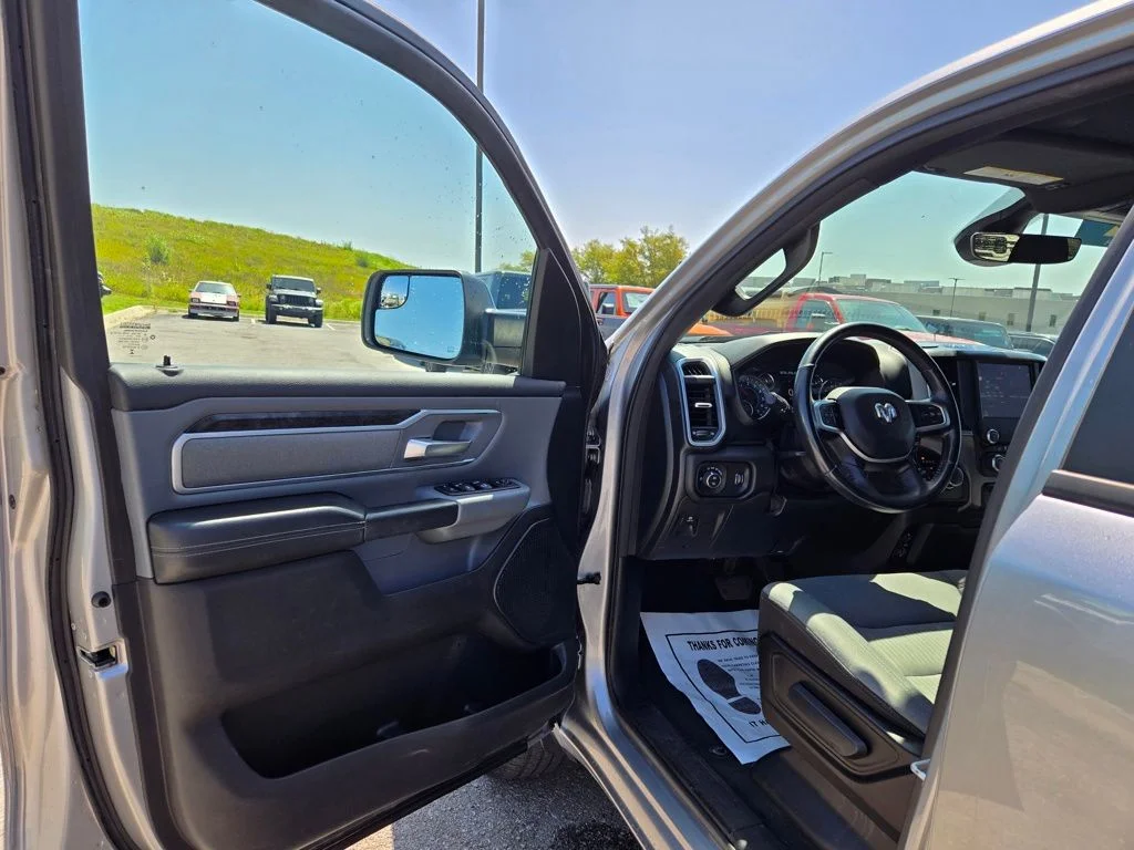 Used 2023 Silver Ram Big Horn/Lone Star image 14