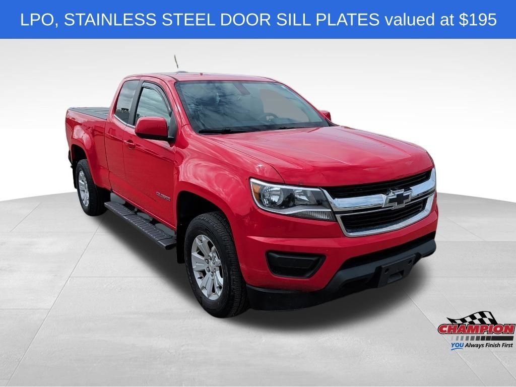 Used 2016 Red Chevrolet LT image 8