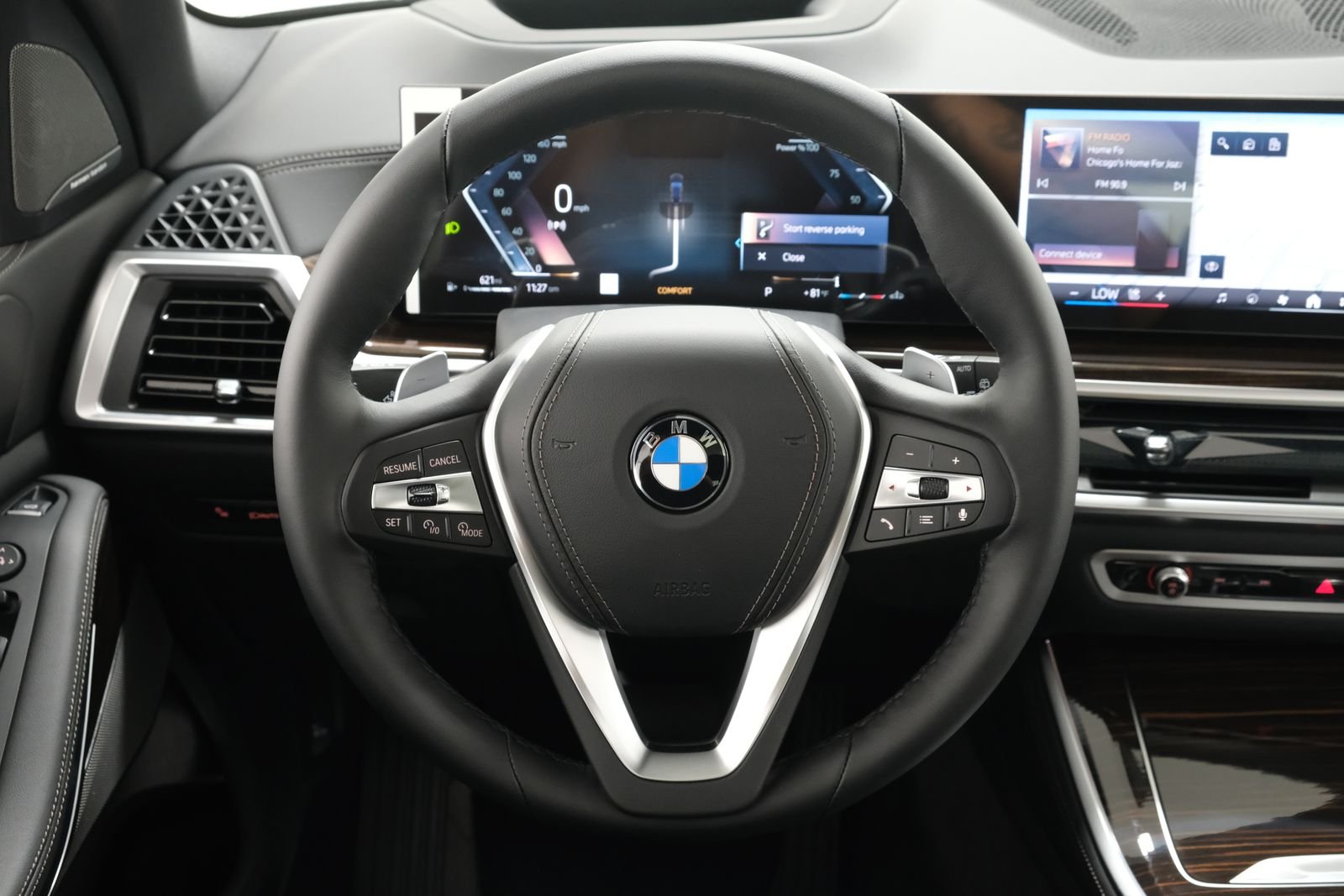 New 2026 Black Sapphire Metallic BMW xDrive40i image 18