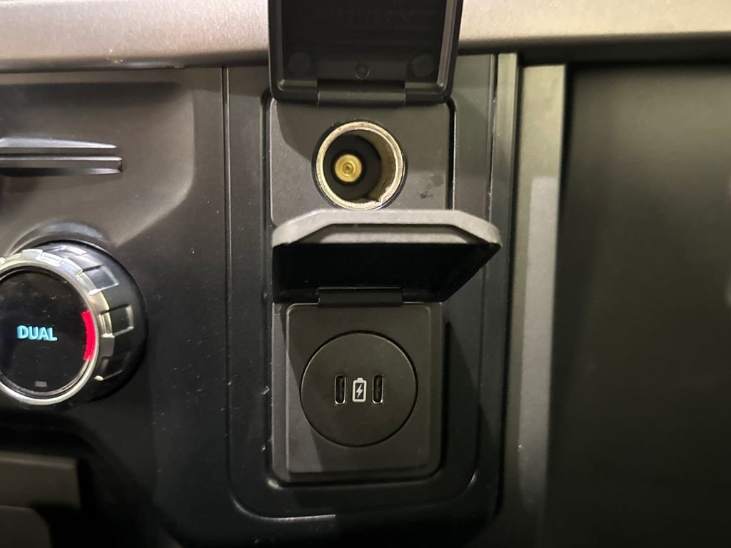 Used 2025  Ford XLT image 27