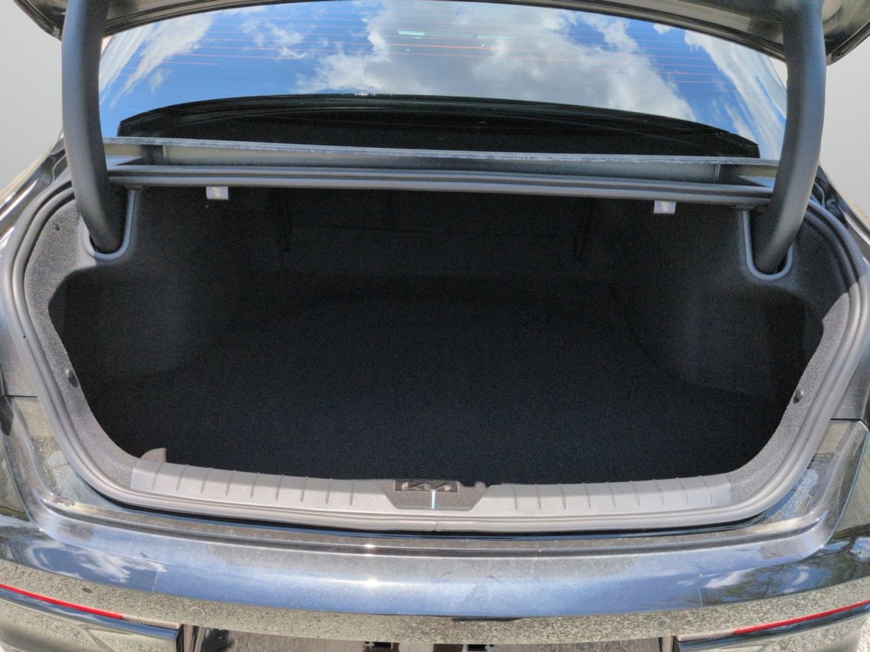 New 2026 Aurora Black Pearl Kia GT-Line image 30
