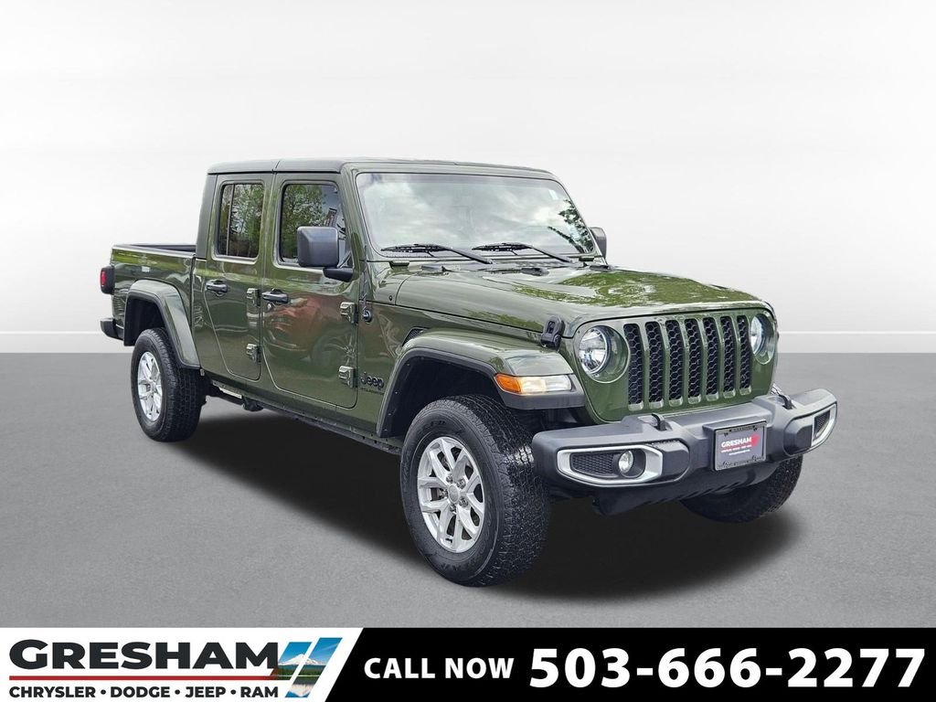 2023 Jeep Gladiator Sport S's photo
