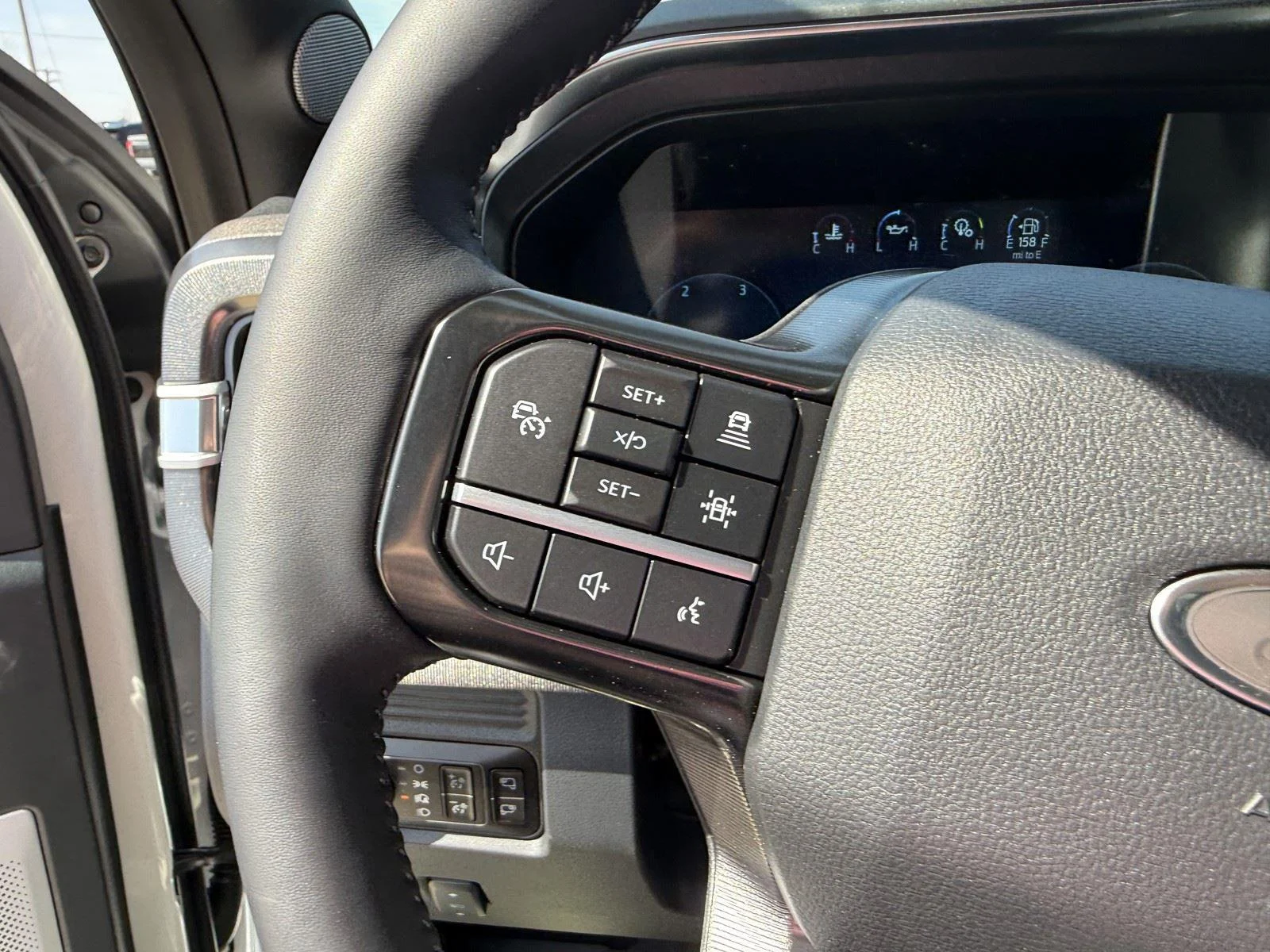 New 2026 Star White Metallic Tri-Coat Ford F-250® Platinum® image 20