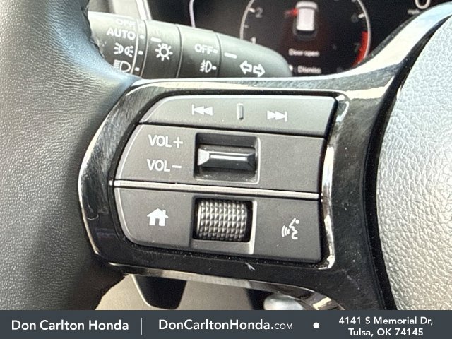Used 2025 Platinum White Pearl Honda Touring image 29