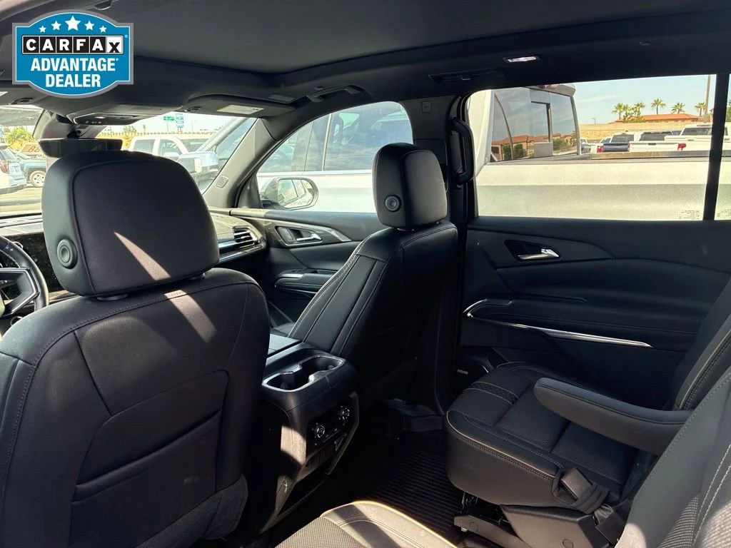 Used 2025 Iridescent Pearl Tricoat Chevrolet High Country image 6