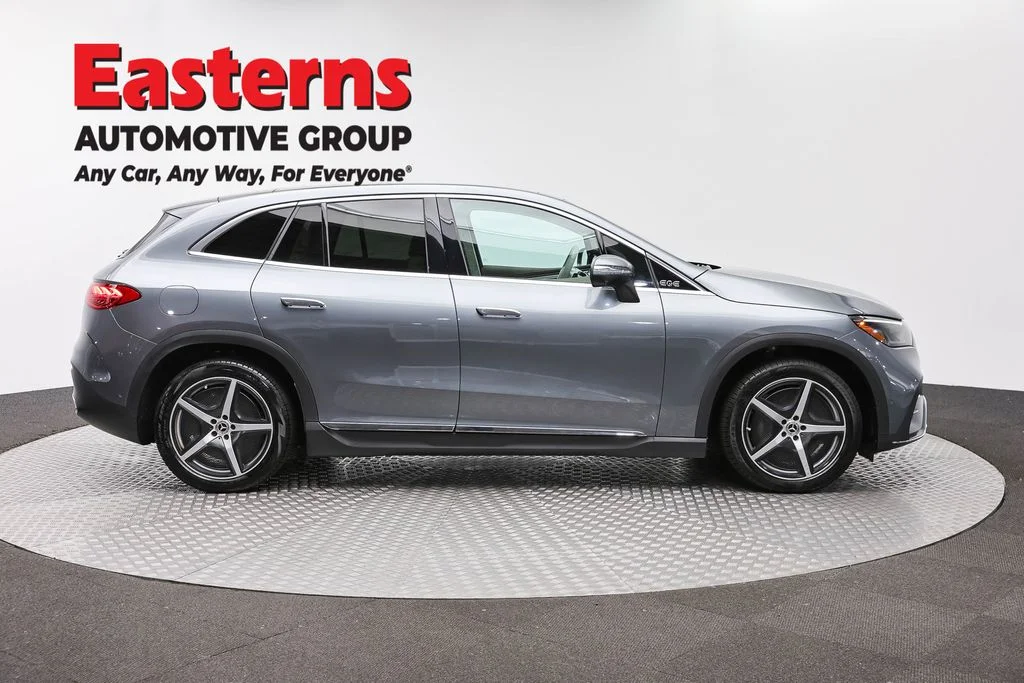 Used 2023 Gray Mercedes-Benz 350+ SUV image 4