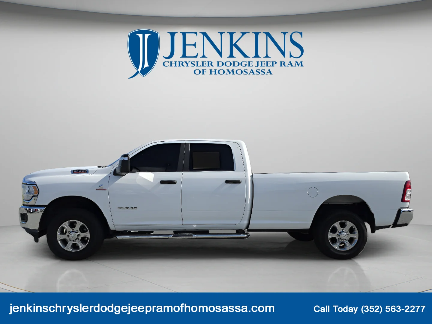 Used 2024 Bright White Clearcoat Ram Big Horn image 8
