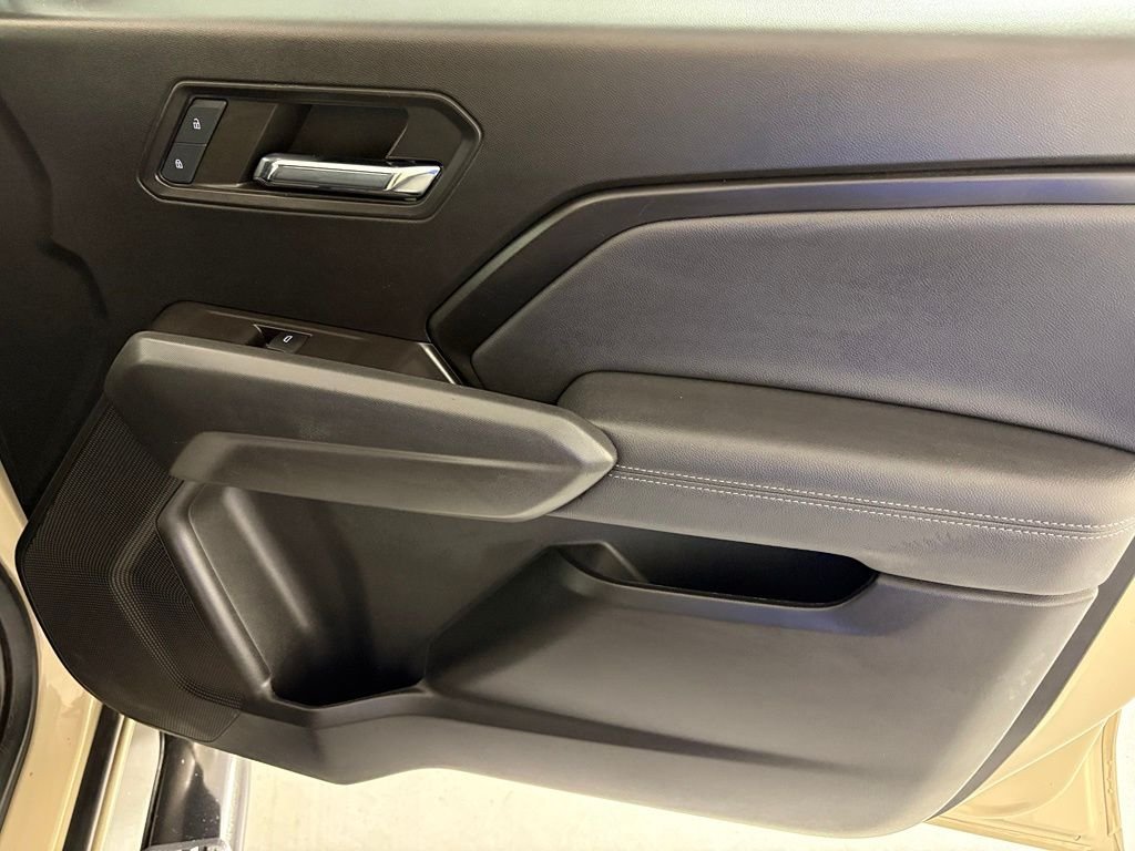 Used 2024 Beige GMC Elevation image 43