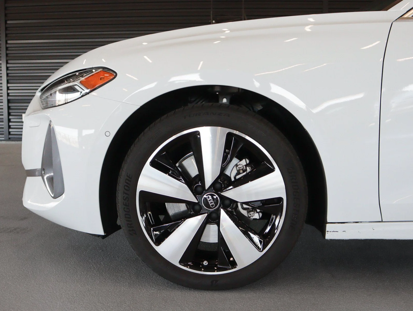 Used 2025 Glacier White Metallic Audi Premium Plus image 5